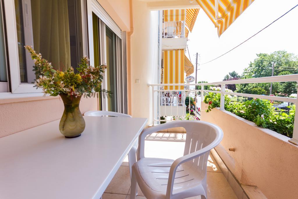 Ikaros Apartments Paralía Kültér fotó